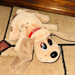 Vintage Pound Puppies- Tan Plush Puppy